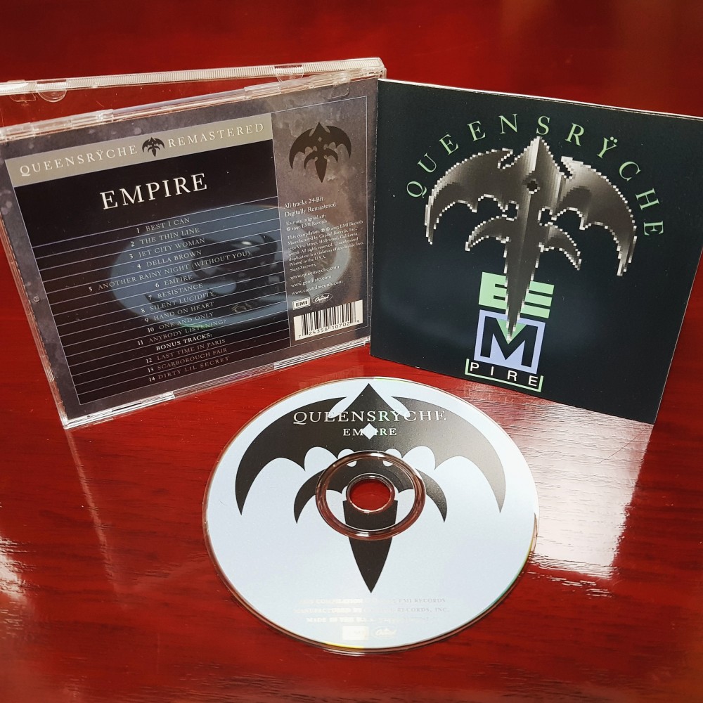 Metal da Ilha: Detalhes de novo álbum do Queensrÿche (original)