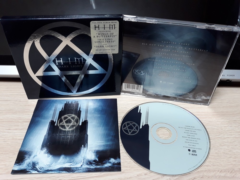 arbejde århundrede Ødelæggelse HIM - Dark Light CD Photo | Metal Kingdom